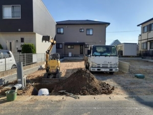 高浜市向山町一丁目　2号棟